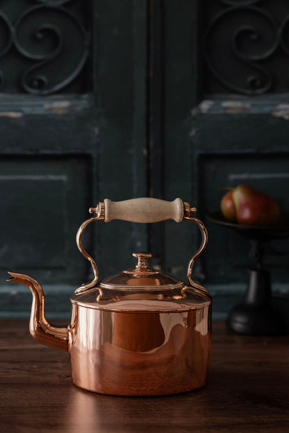 Antique English Copper Tea Kettle | Mid-19th Century | Porcelain Handle | 2 Quart