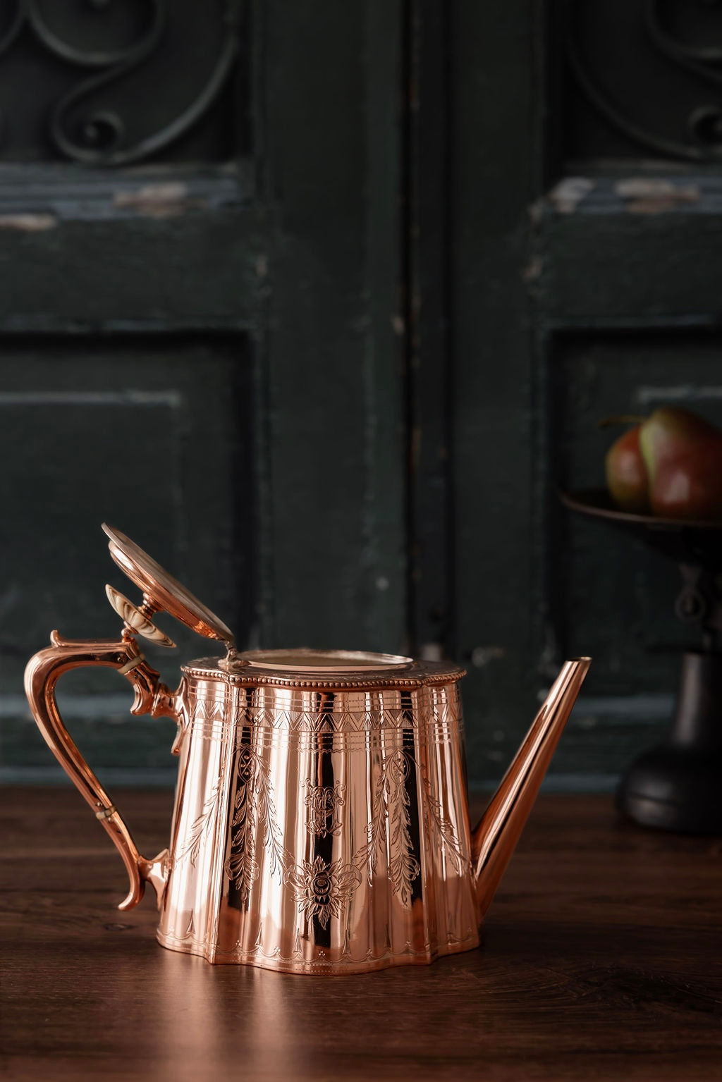 Antique Engraved Copper Teapot / Coffee Pot | Silver-Lined | Circa 1890–1910 1