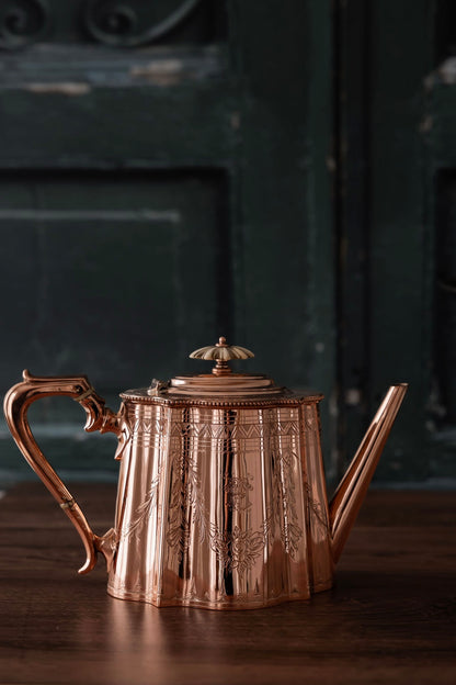 Antique Engraved Copper Teapot / Coffee Pot | Silver-Lined | Circa 1890–1910 1