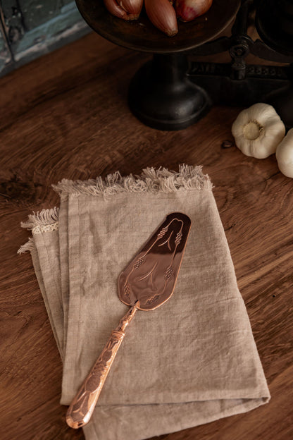 Antique Etched Pointed Pie/Cake Server