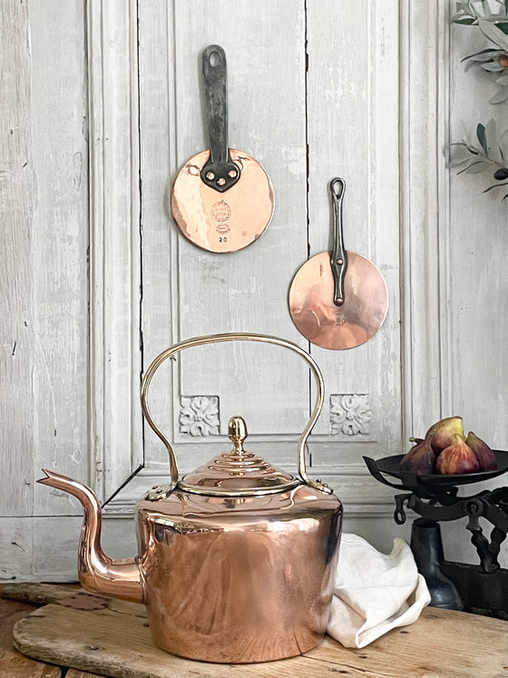 Antique English Large Tea Kettle W/ Brass Handle, C.1880